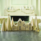 Santa Barbara Design Studio Christmas Village - 3-Piece Ceramic House Holiday Décor Set, Medium, Tan - Image 6