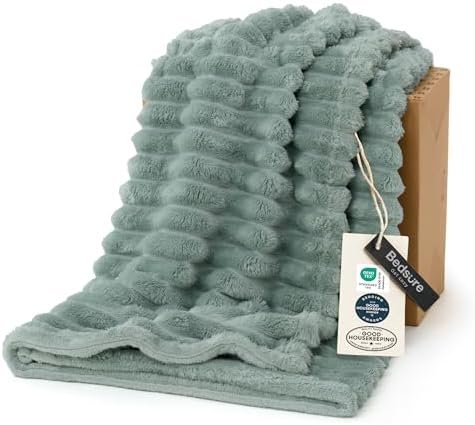 Bedsure Soft Twin Blanket for Bed Decor Gifts Sage Green 60"x80" by BEDSURE