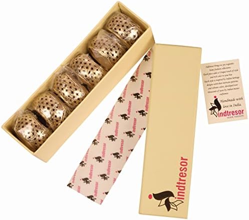 Brass Base Hand-Cut Mesh Table Napkin Rings, Gold Tone, Set of 6 - Image 6