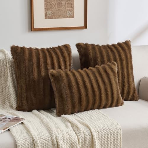 FUTEI Pack of 2 Faux Mink Fur Throw Pillow Covers 22x22 Inch, Brown - Image 5