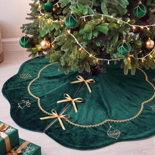 Blueweenly Dark Green Velvet Christmas Tree Skirt 48 in Vintage Tree Skirt by Blueweenly