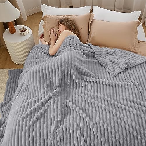 Bedsure Soft King Size Blankets for Bed Light Grey 108"x90" - Image 5