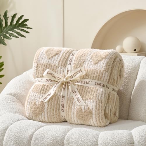 Snuggle Sac Heart Checkered Throw Blanket for Women,Love Blanket Heart Blankets for Her Wife Girlfriend Mom,Super Soft Warm Fluffy Faux Fur Blanket for Couch Sofa Bed,Beige Heart,50x60 inches - Image 4
