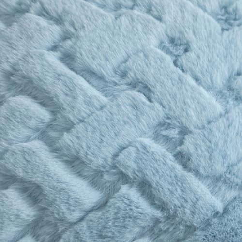 Yaertun Set of 2 Decorative Throw Pillow Covers Thick Plush Wool Throw Pillows Super Soft Luxury Faux Rabbit Fur Velvet Cushion Covers for Couch Sofa Bed Living Room 26x26 Inch Light Blue - Image 3