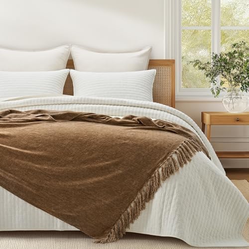 EverGrace Chenille Knit Throw Blanket for Couch, 60"x80", Warm Beige - Image 6