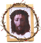 Framed Jesus Veil Image with Crown of Thorns & Veronica’s Veil - Christian Wall Decor for Home Prayer Room, Religious Easter Lent Gifts (Jesus Face) (Natural wood color) by Unknown