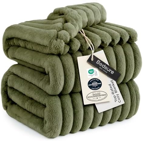 Bedsure Soft Queen Size Blanket for Bed Moss 90"x90" by BEDSURE