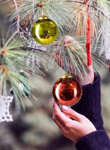 Serene Spaces Living Red, Green, and Gold Christmas Tree Ornaments for Xmas Decorating, Decorative Ball Ornaments for Holiday Décor, 4" Tall X 3" Diameter, Pack of 6 - Image 2