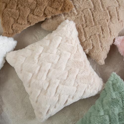 Yaertun Set of 2 Decorative Throw Pillow Covers Thick Plush Wool Throw Pillows Super Soft Luxury Faux Rabbit Fur Velvet Cushion Covers for Couch Sofa Bed Living Room 26x26 Inch Beige - Image 6