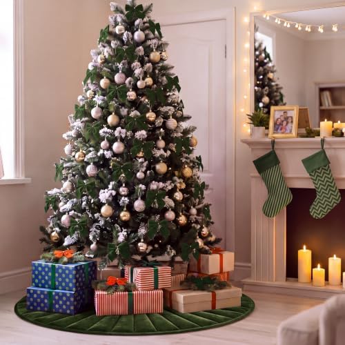 Foilswirl 36 Inch Moss Green Velvet Quilted Christmas Tree Skirt - Image 4