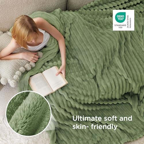 Bedsure Soft Full Size Fleece Blankets for Bed Reseda Green 84"x90" - Image 4