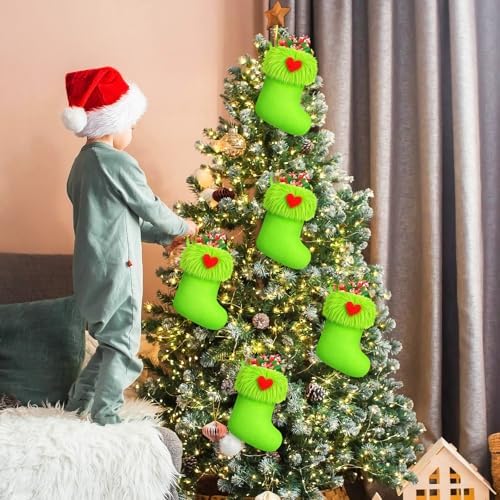 Realspring 48 Pcs Mini Christmas Stockings 6 Inch Green Faux Fur Stockings - Image 7