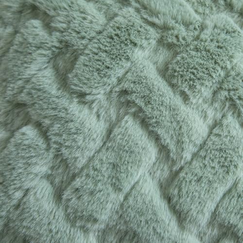 Yaertun Set of 2 Decorative Throw Pillow Covers Thick Plush Wool Throw Pillows Super Soft Luxury Faux Rabbit Fur Velvet Cushion Covers for Couch Sofa Bed Living Room 24x24 Inch Sage Green - Image 3