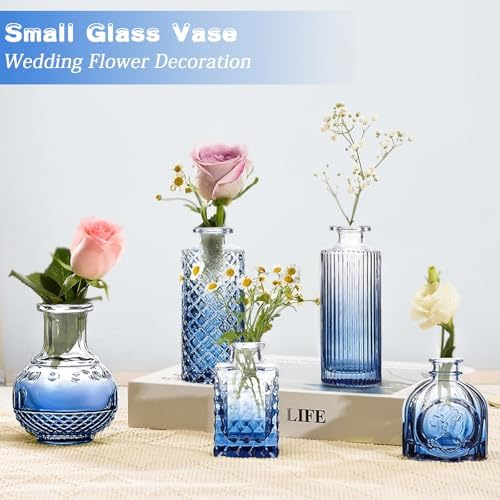 KOIUEYW Bud Vases Set of 24, Gradient Blue Vintage Small Vases for Flowers, Clear Crystal Mini Glasses in Bulk, Small Flower Design for Centerpieces Wedding Home Flower Party Decor - Image 4