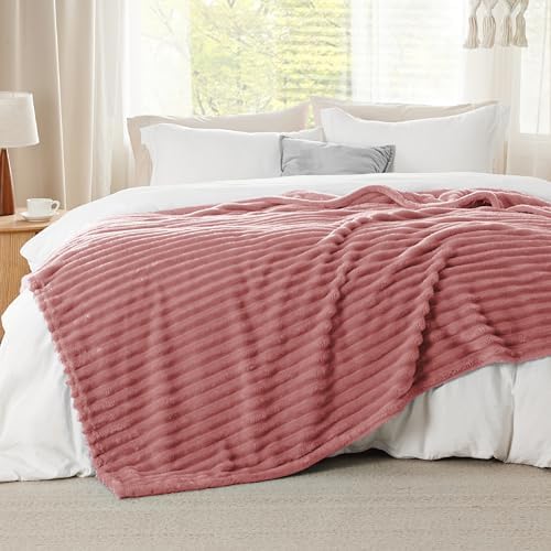 Bedsure Soft Cal King Size Blanket for Bed Dusty Pink 102"x96" - Image 3