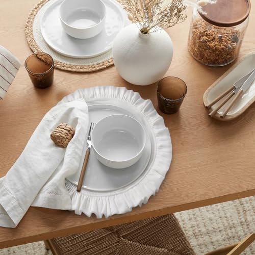 16.5 Inch Velvet Round Placemat with Ruffle for Dining Table Outdoor Placemats Non-Slip Washable for Gathering, Occasional Decoration and Family Parties Celebrations Set of 4, White - Image 5