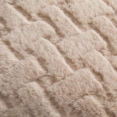 Yaertun Set of 2 Decorative Throw Pillow Covers Thick Plush Wool Throw Pillows Super Soft Luxury Faux Rabbit Fur Velvet Cushion Covers for Couch Sofa Bed Living Room 24x24 Inch Oatmeal - Image 3