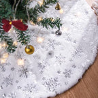 Lanpn Christmas Tree Skirt 60 inch, Xmas Tree Skirt with Snowflake Winter Christmas Tree Mat for Extra Large Artificial Trees Winter Home Party Holiday Indoor Xmas Decor (Silver, 150cm) by Lanpn