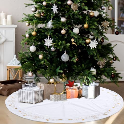 72inch Extra Large Christmas Tree Skirt White Luxury Velvet Plush Fur Skirts with Gold Embroidery Xmas Velvet Tree Skirt Holly Leaves Gold Embroidered Trees Skirt for Christmas Holiday Party Decor - Image 6