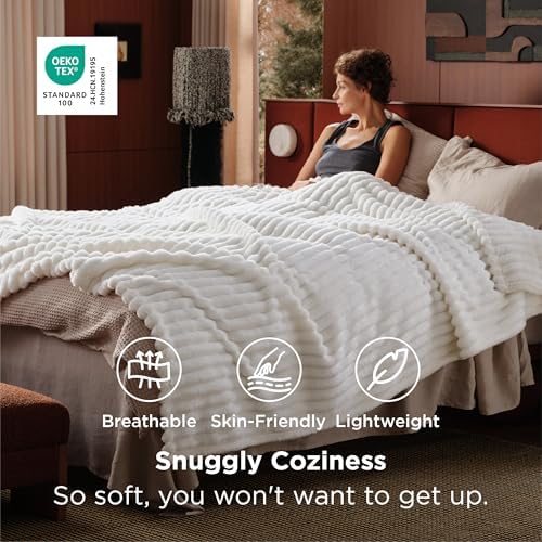 Bedsure Soft Cozy King Size Fleece Blankets for Bed Off White 108"x90" - Image 3
