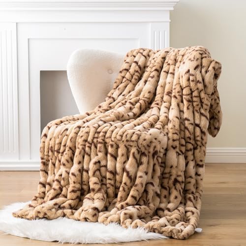 Battilo Faux Fur Throw Blanket for Couch, 60"x80", Double Side - Image 2