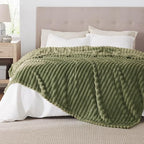 Bedsure Soft Queen Size Blanket for Bed Moss 90"x90" - Image 3