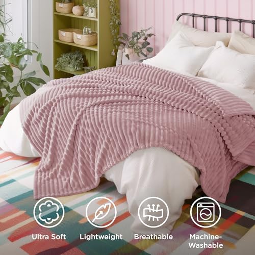 Bedsure Soft King Size Blankets for Bed Pink 108"x90" - Image 5