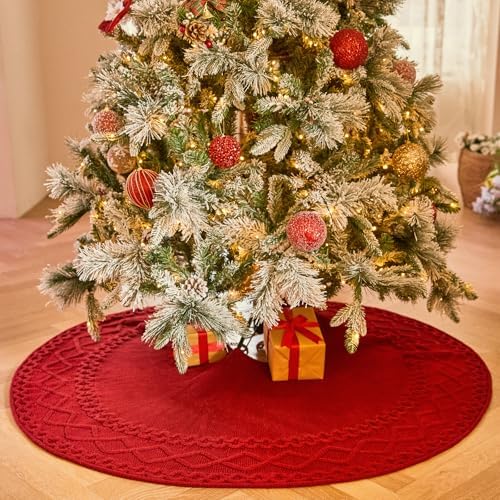 48 Inch Red Knitted Christmas Tree Skirt - Image 6