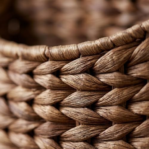 PINXIURY Water Hyacinth Hand Woven Basket, Wicker Hanging Wall Basket, handmade Decor & Storage Organizer for Entryway, Bathroom, Living Room, Farmhouse, and Front Door, 8.7 x 4.7 x 11.4 inch, Coffee - Image 4