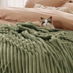 Bedsure Soft Queen Size Blanket for Bed Moss 90"x90" - Image 5