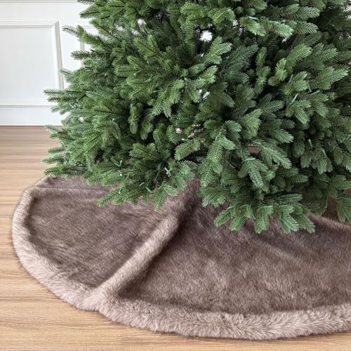 60-Inch Huntsman High-Pile Faux Fur Christmas Tree Skirt, Silver Fox - Image 4