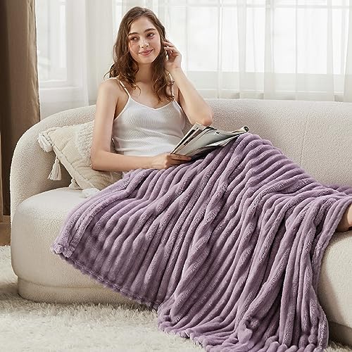 Bedsure Soft Twin Blanket for Bed Decor Gifts Light Purple 60"x80" - Image 5