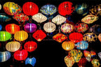 BELECO 15x8ft Fabric Colorful Lanterns Backdrop Asian Vietnam Chinese Lanterns Background Chinese Lunar New Year Spring Festival Party Decorations Holiday Portrait Photoshoot Studio Props - Image 5