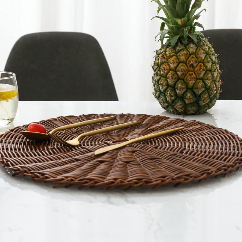 PRETYZOOM 2 pcs Woven Placemat 14.96 inch Round Non Slip Heat Resistant Dining Mat Reusable Wear Resistant Table Mat for Kitchen Table Protection Cups Bowls Plates Home Decor - Image 3