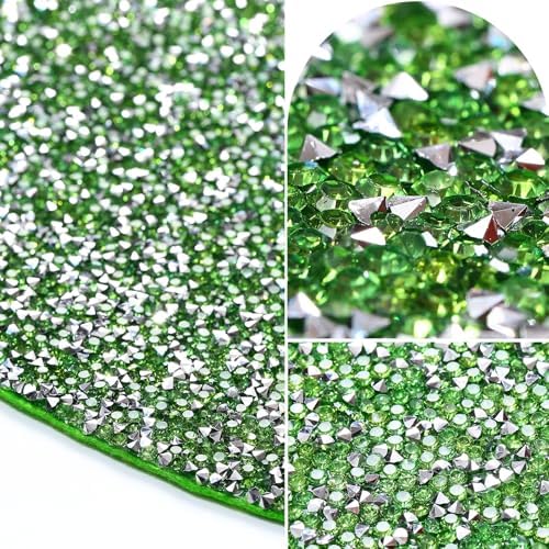 15" Green Rhinestone Round Placemats Set of 4 - Image 2