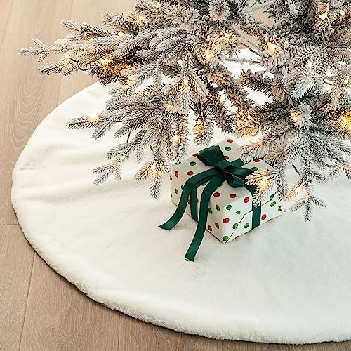 Glitzhome 48”D White Faux Rabbit Fur Christmas Tree Skirt,Rustic Xmas Tree Skirt for Christmas Home Party Holiday Decorations by Glitzhome